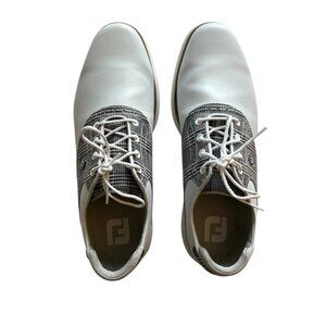 FootJoy  Traditions Golf Shoes - Color:White/Zebra Size 9.5 M